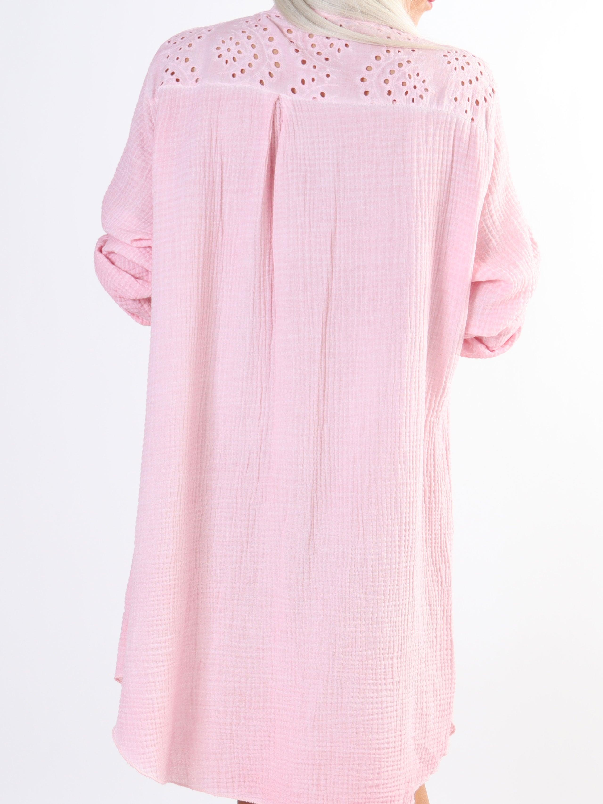 Inez - Plus size lang blød skjorte i bæk og bølge stof